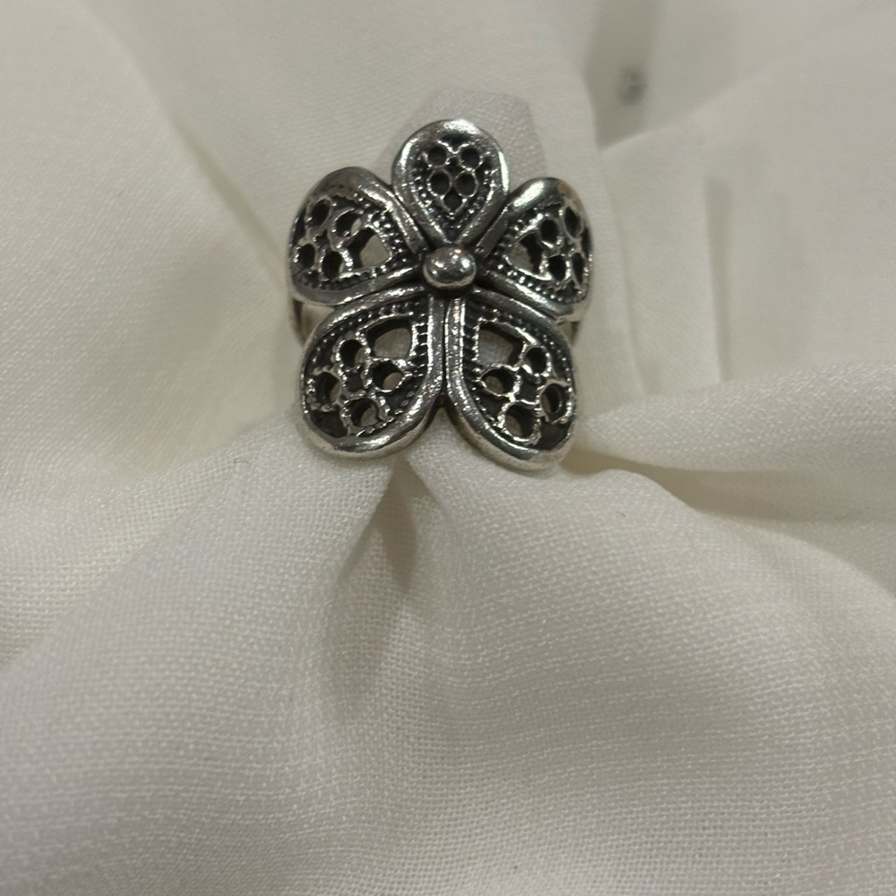 Silver Filigree Flower Ring